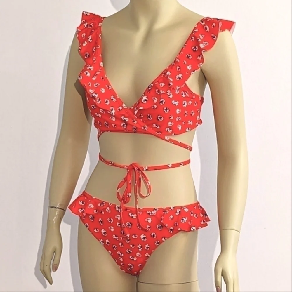 SUNYGAL Floral Ruffle Bikini Set NWT Size S - Picture 4 of 6